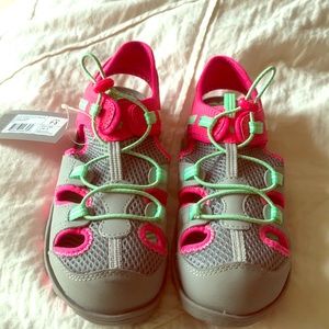 Girls New Balance hiking sandal